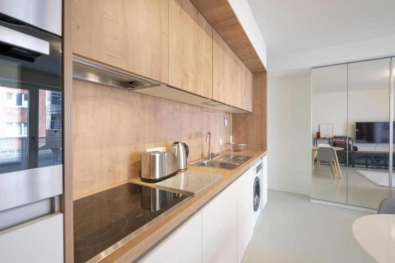 דירות בריסל Mini Loft With Terrace מראה חיצוני תמונה